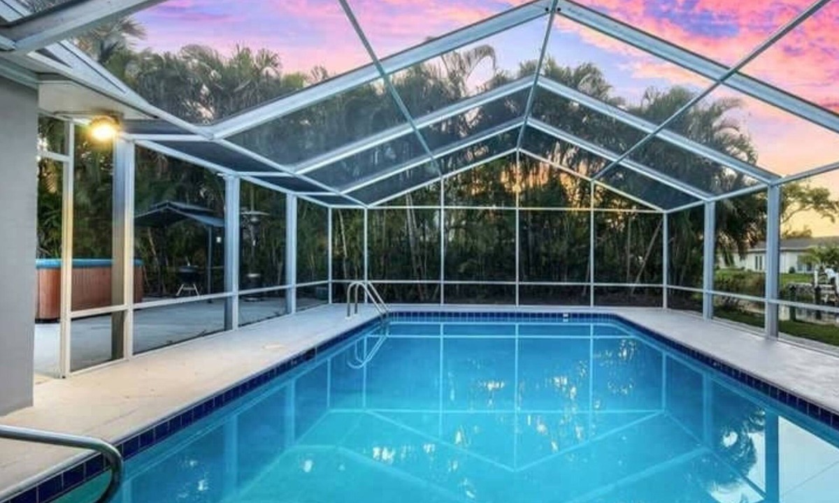 Olga House | Charming 2-Bed Home With Pool