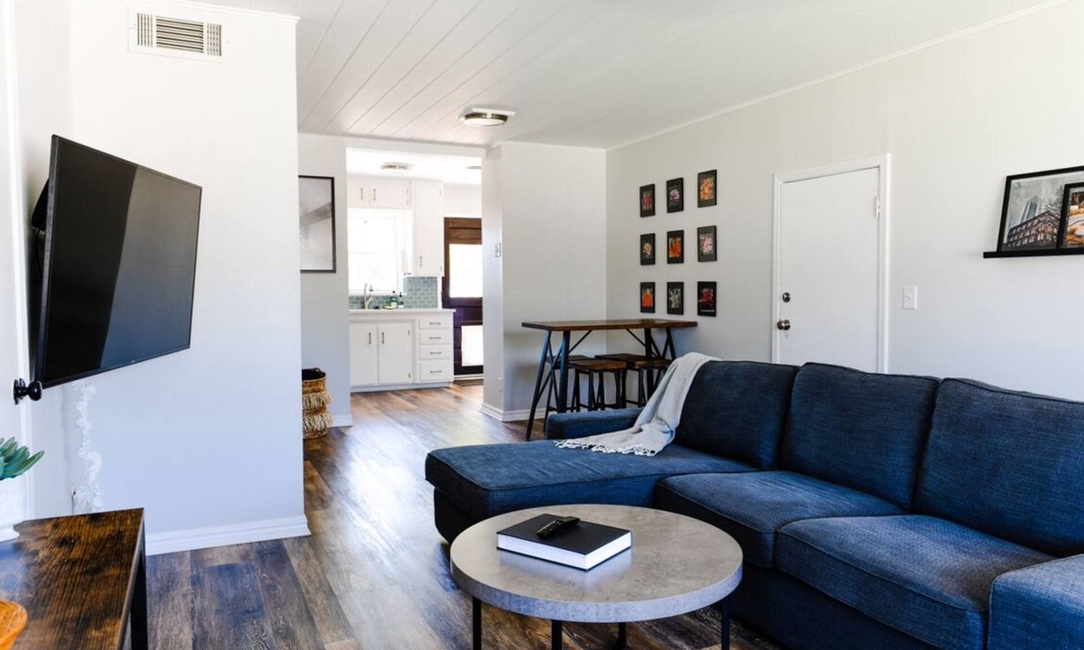 Central Oklahoma City House | Charming 2-bedroom house in wonderful Oklahoma City with AC, WiFi