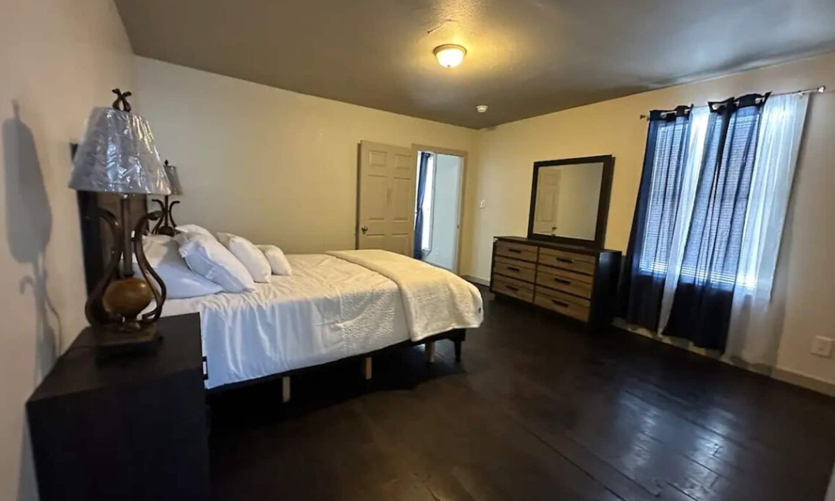 Kyle Apartment | Charming 2-bedroom apartment with AC and WiFi in marvelous Kyle