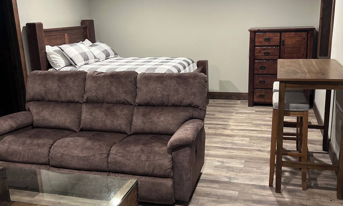 Kearney Cabin | Charming 2-bedroom cabin located just outside Kearney, Nebraska…