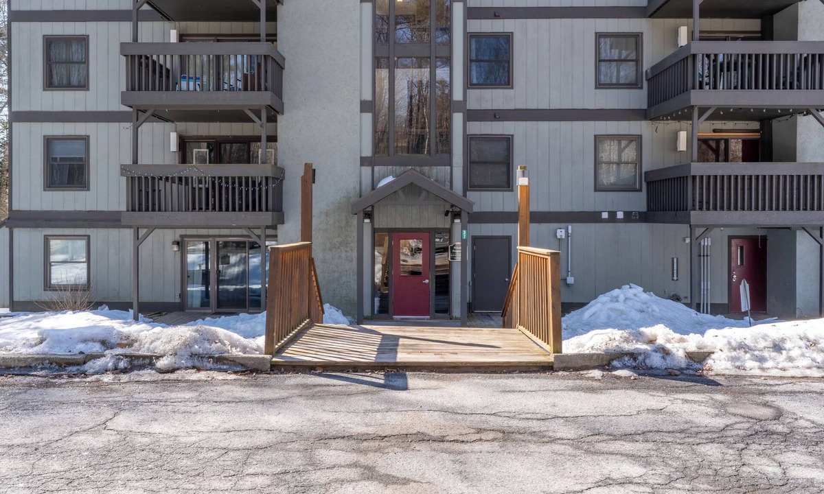 Mendon Condo | Charming 2-bedroom condo near Killington, Pico & Okemo