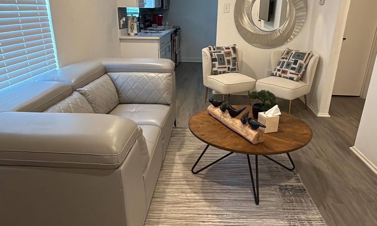 Fort Worth House | Charming 2-bedroom house with AC in Fort Worth