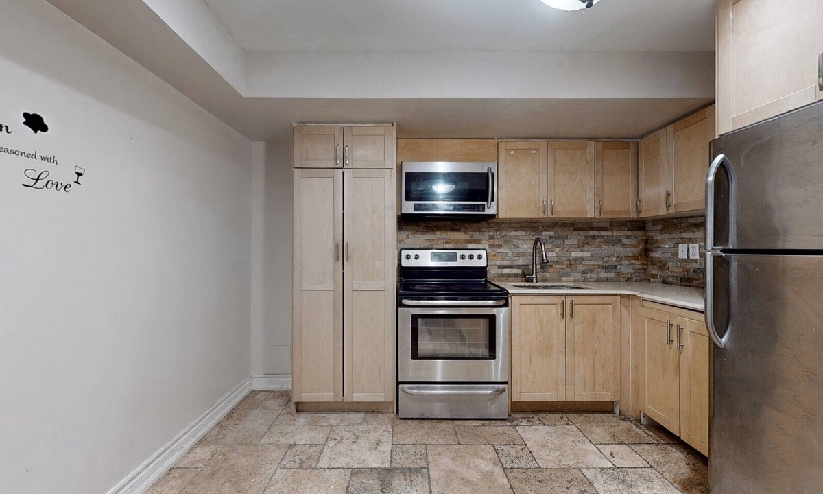 Brampton Apartment | Charming 2 Bedroom Hideaway