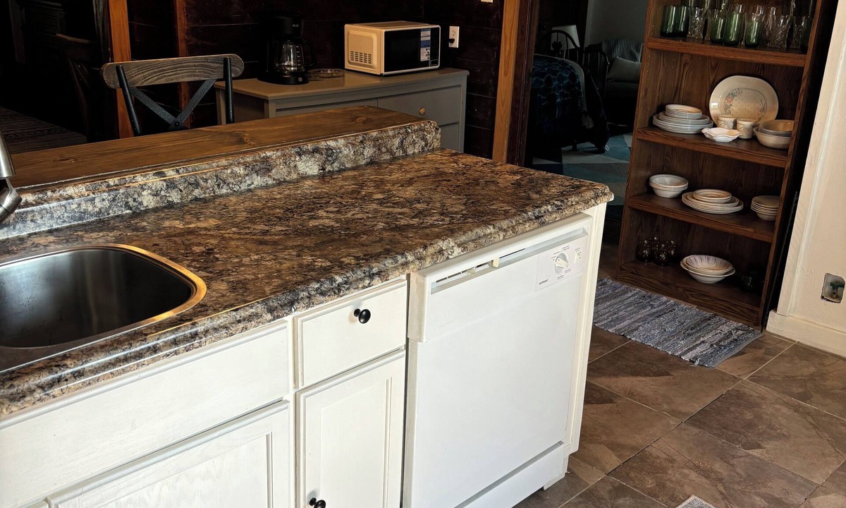 Franklin House | Charming 2-bedroom house w WiFi and AC in Franklin located near Ranch ball park