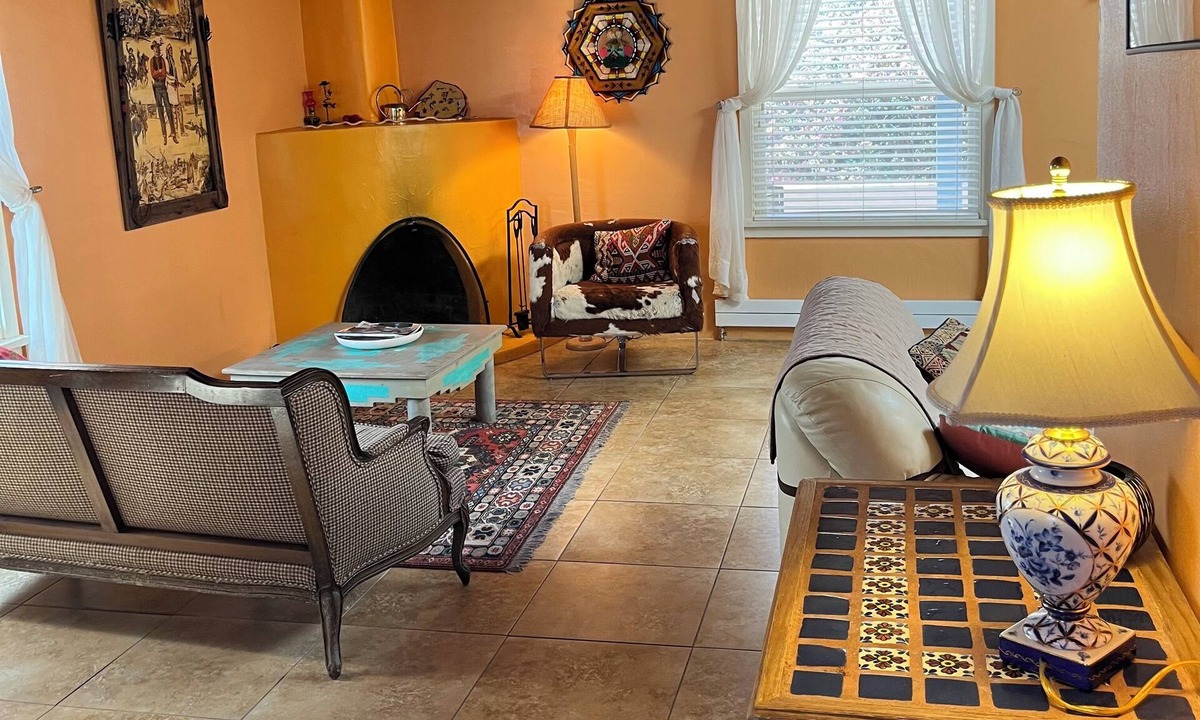 Northeast Santa Fe House | Charming 2-bedroom house in lovely Santa Fe/walk to plazannnnn