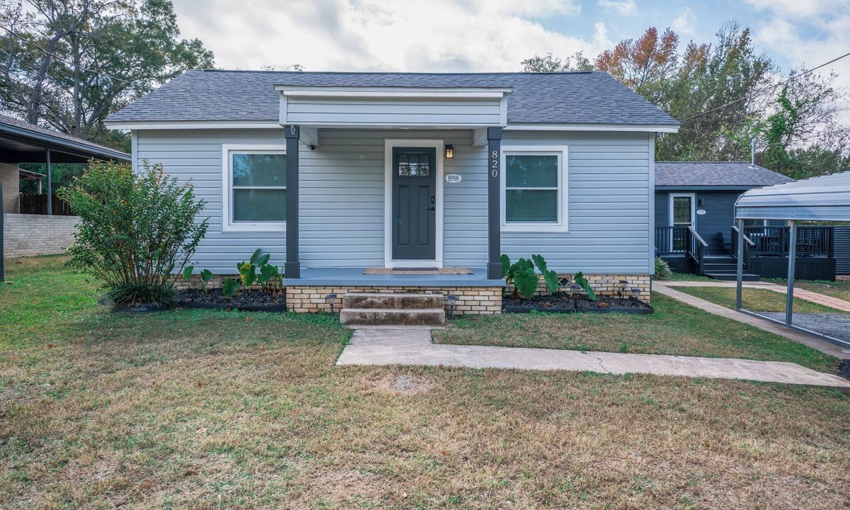Kilgore House | Charming 2-bedroom house in Kilgore