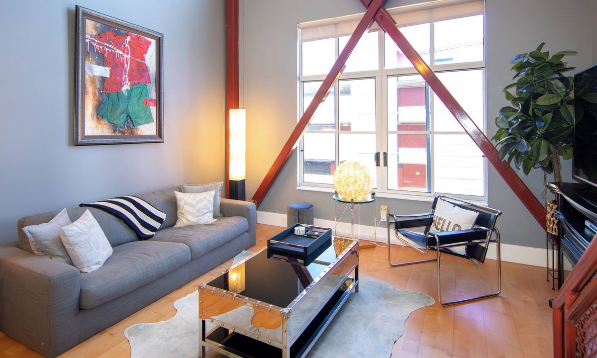 San Jose Apartment | Charming 2-bedroom Loft on Santana Row with WiFi, AC