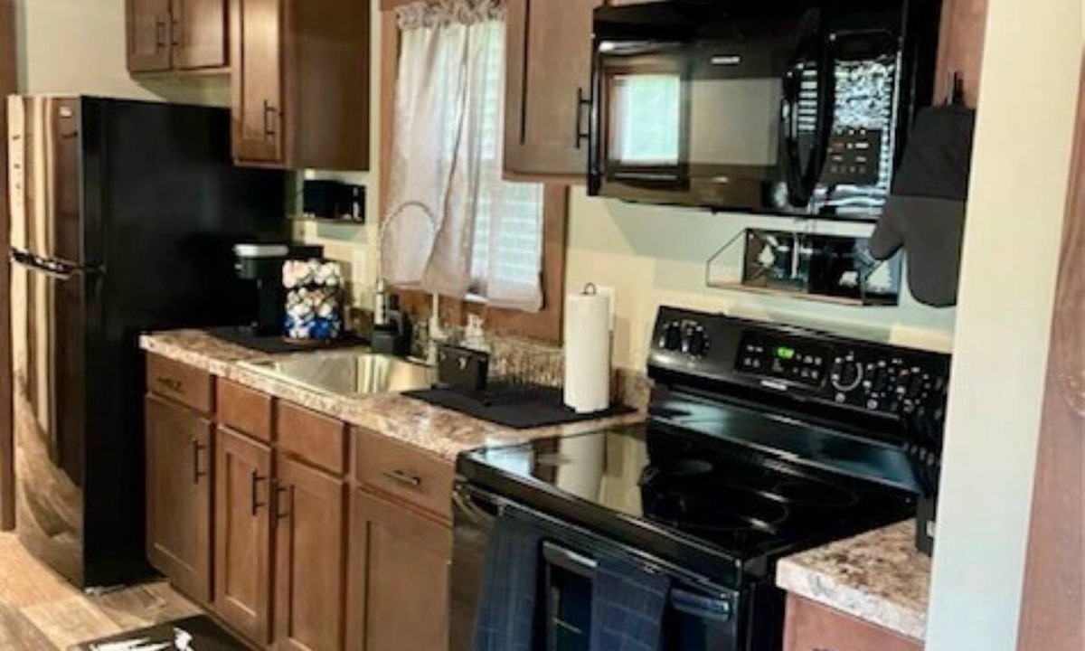 Buchanan House | Charming 2-bedroom tiny home in Buchanan, TN