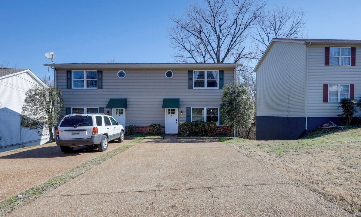 Hickory Bend House | Charming 2-bedroom townhome in vibrant Nashville