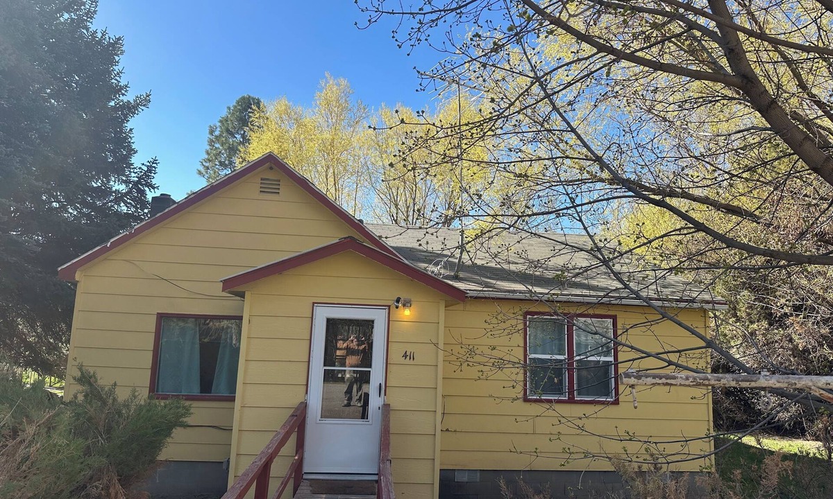 Hot Springs House | Charming 2+ Bedroom private home