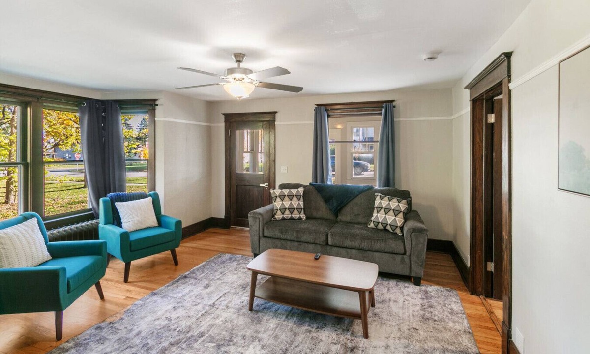 Libertyville Apartment | Charming 2 Bedroom Apartment, Steps to Downtown Near Naval Base!
