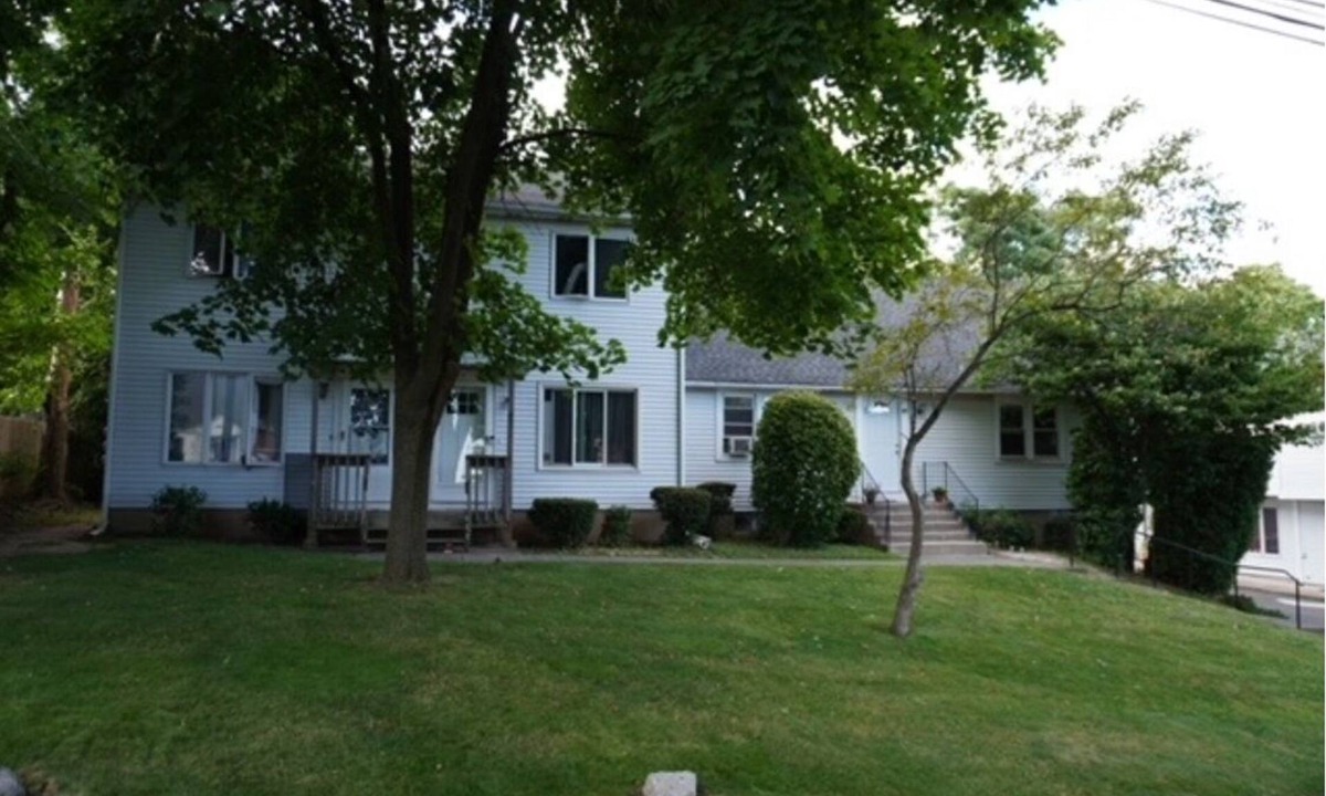 New Britain Condo | Charming 2-bedroom updated condo with everything you need.