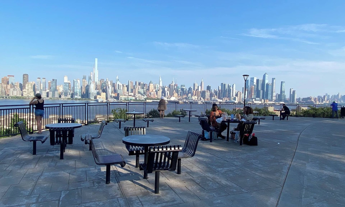 West New York Apartment | Charming 2 Bedrooms apt One Step to NYC