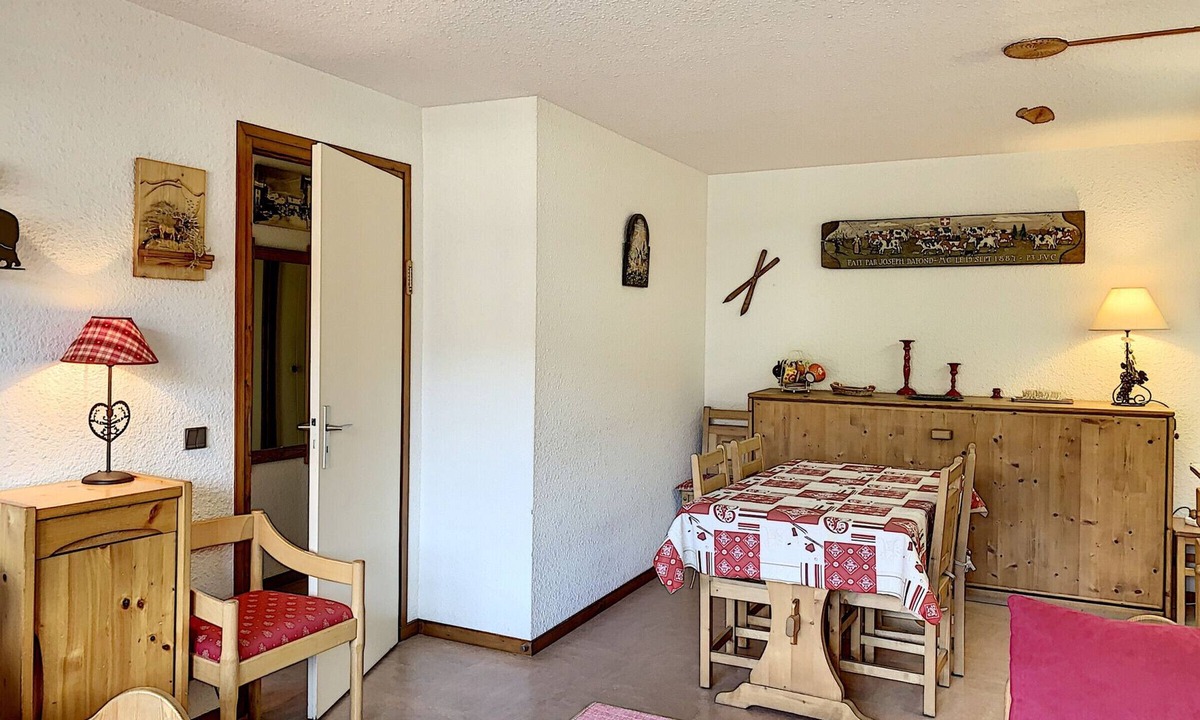 Combloux Apartment | Charming 2-room apartment + studio in Combloux center