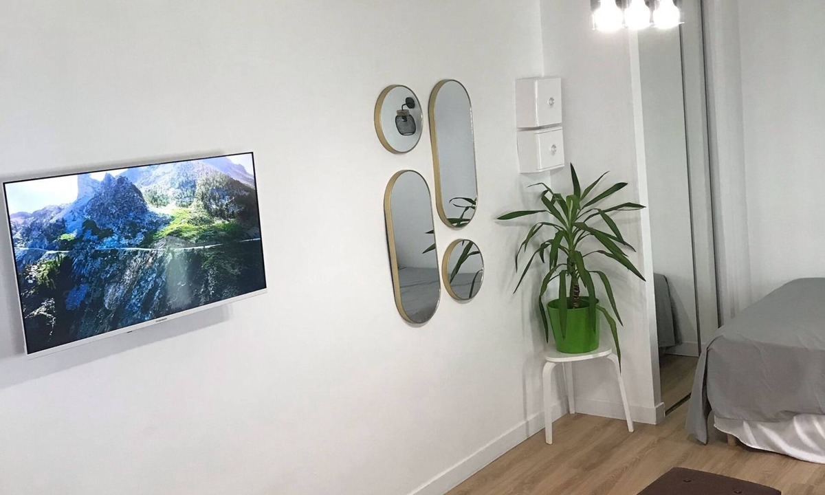 Louvres Apartment | Charming 25m2 studio close to CDG airport, Parc Astérix, sandy sea,