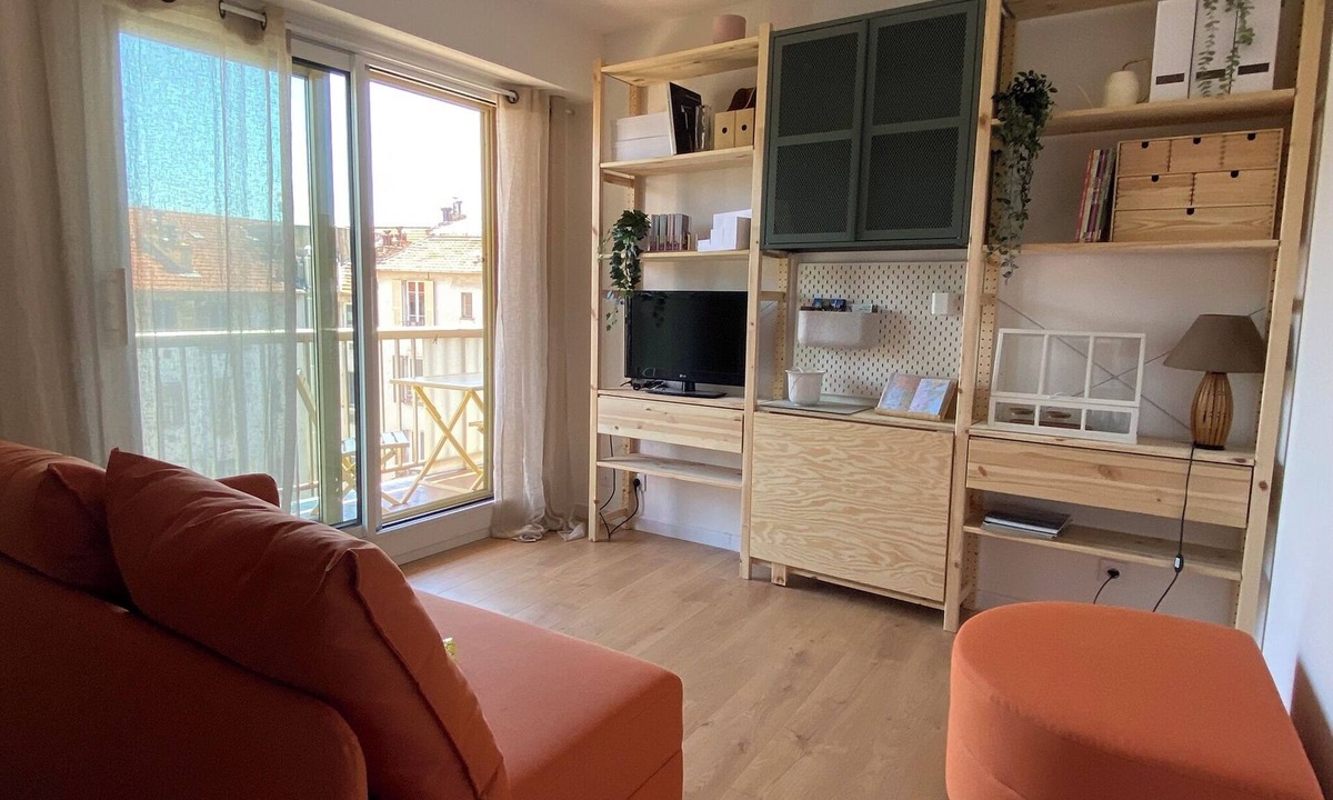 Vernier Apartment | Charming 28 m2 studio with terrace - Quartier Liberation