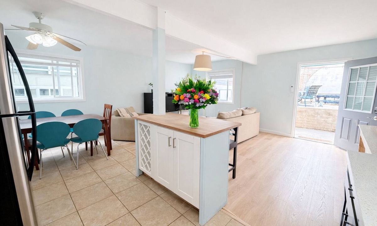 Point Loma Heights Apartment | Charming 2BR Ocean Beach