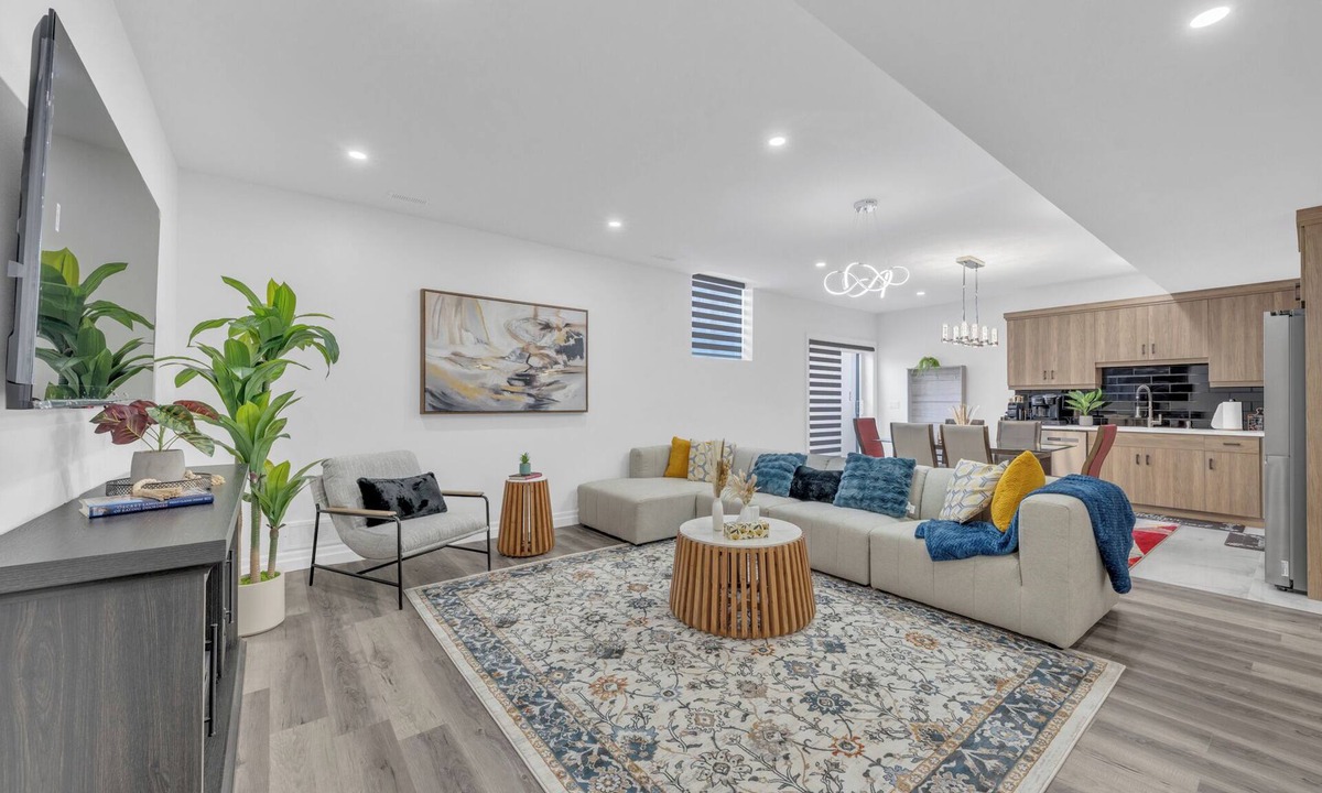 LaSalle Apartment | Charming 3-bedroom apartment with AC, WiFi in pleasant Lasalle