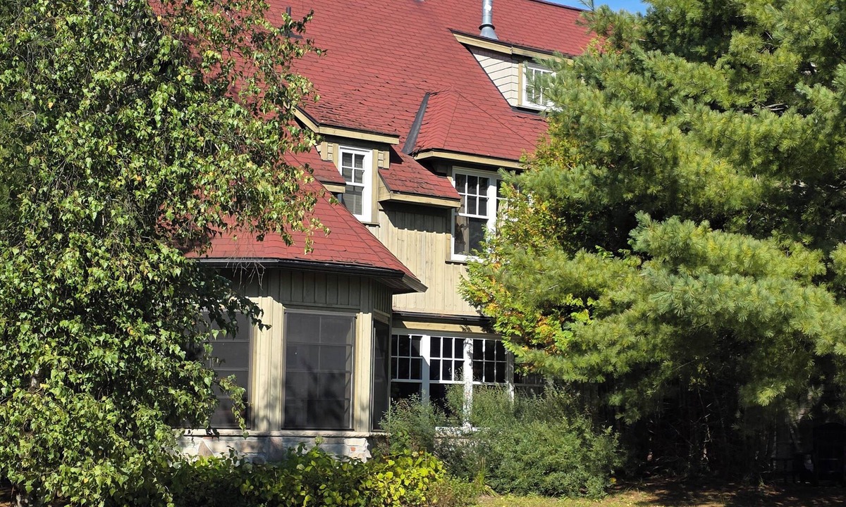 Seguin Condo | Charming 3-bedroom condo on Lake Joseph with Golf Course