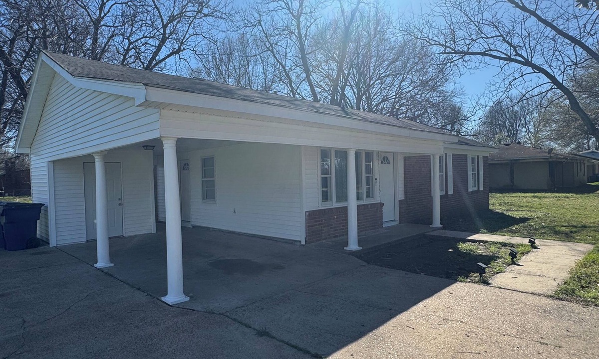 Hollandale House | Charming 3-bedroom house with WiFi and AC in Hollandale