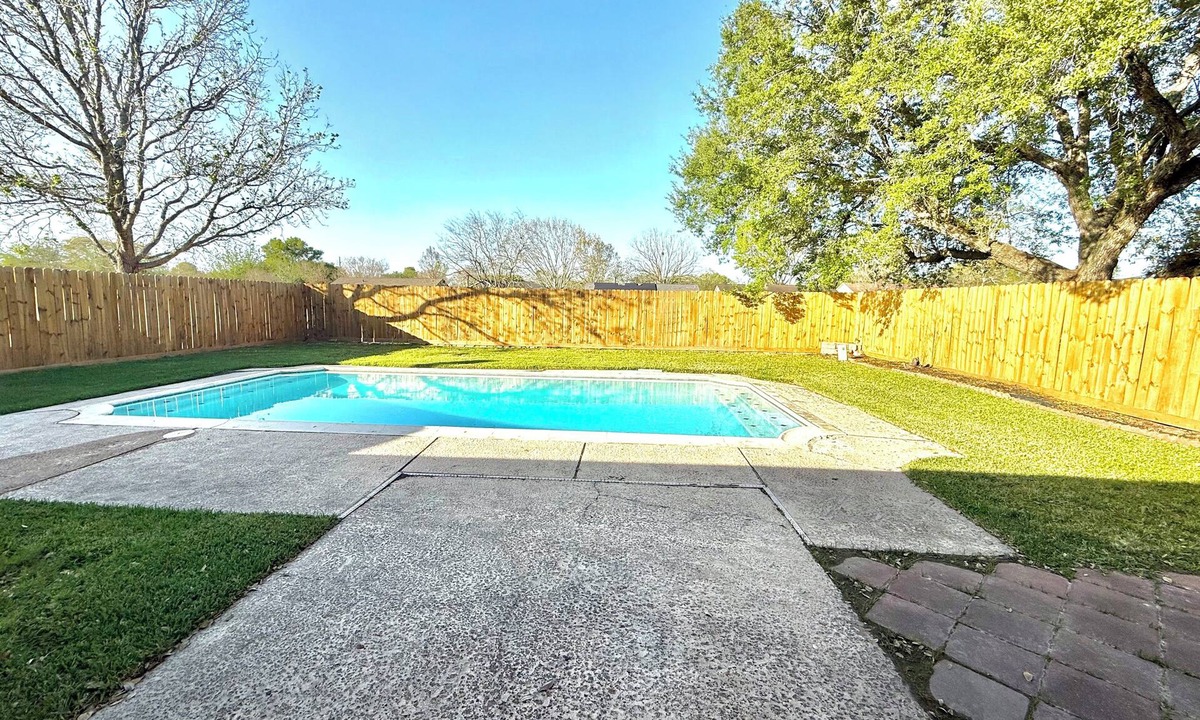 Richmond House | Charming 3-bedroom house with its own private pool