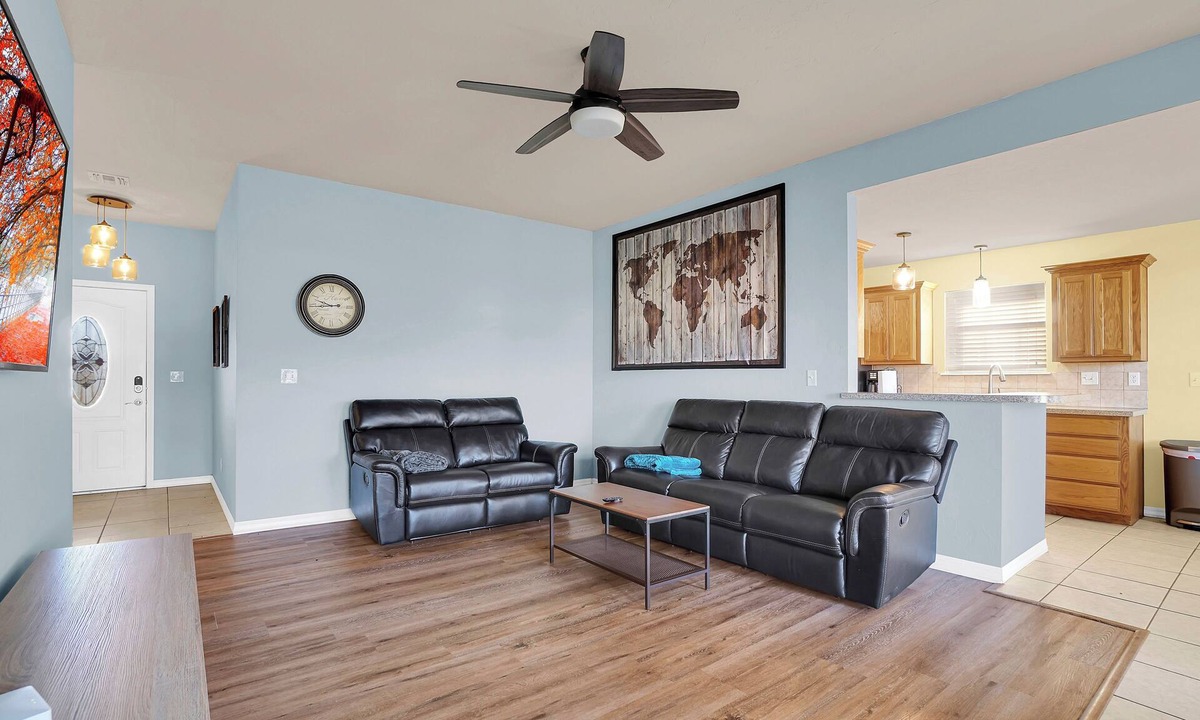 Altus House | Charming 3-bedroom house in tranquil Altus with AC by Altus TDY House