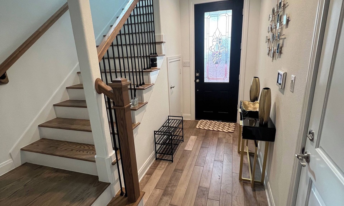 Woodlake - Briar Meadow House | Charming 3-bedroom house in Pleasant Houston with WiFi, AC
