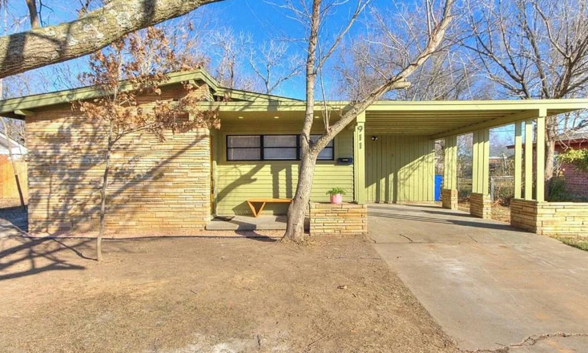 Norman House | Charming 3-bedroom Mid-century Modern house in Norman, close to OU, OKC