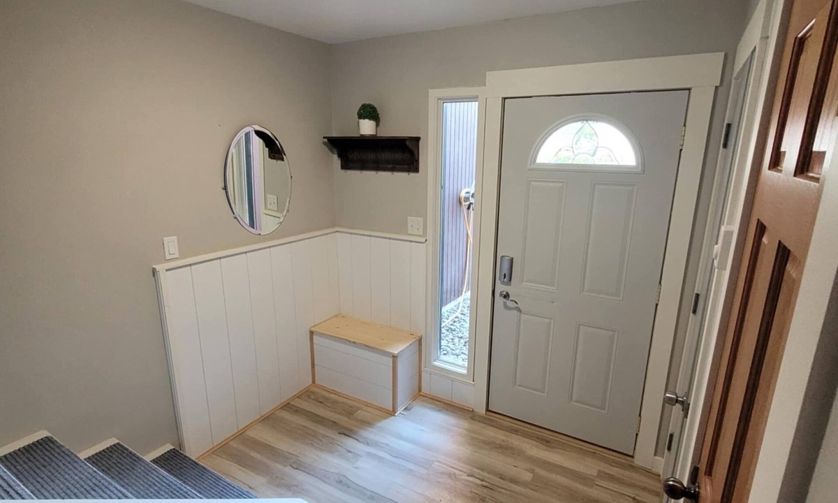 Douglas House | Charming 3-bedroom townhome in Douglas, WY
