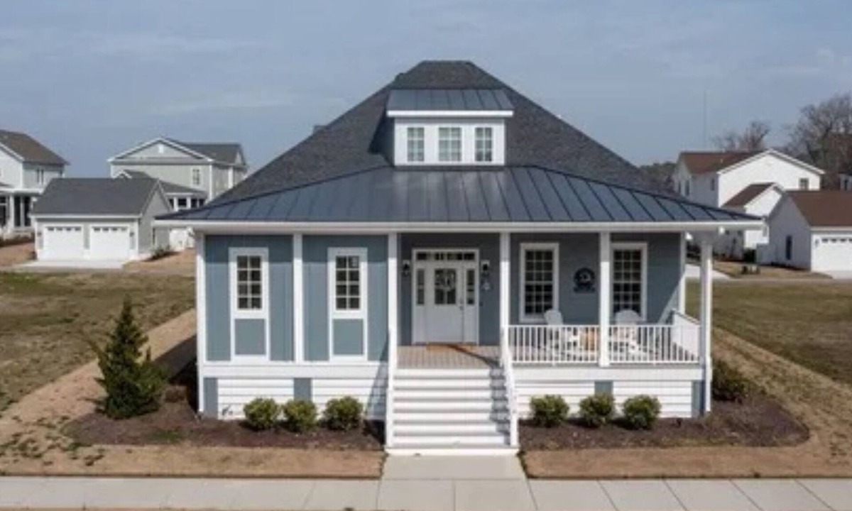 Cape Charles House | Charming 3 bedroom beach house in Cape Charles, VA