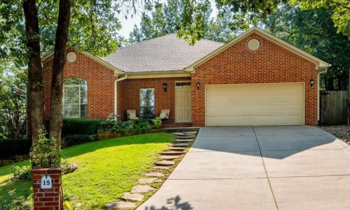 River Mountain House | Charming 3-bedroom house in Little Rock,Arkansas
