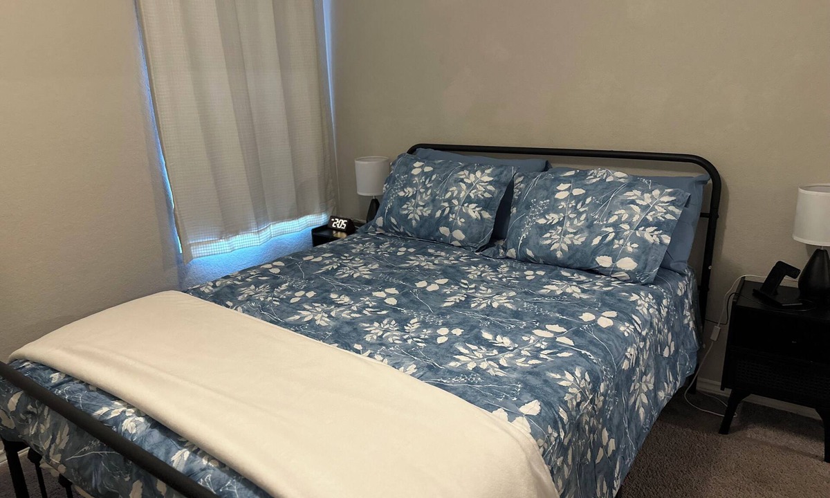 San Antonio House | Charming 3-bedroom house in delightful San Antonio with AC