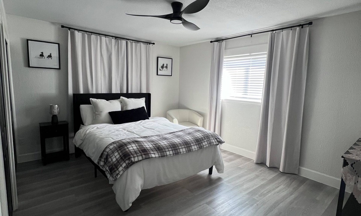 North San Antonio - SAT House | Charming 3-bedroom house with AC in San Antonio