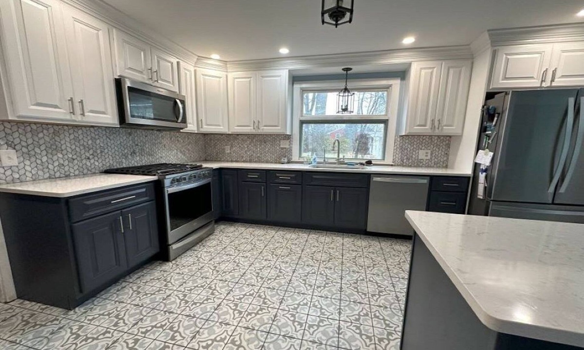 Stockade Historic District House | Charming 3-bedroom Dutch Colonial in Historic Schenectady