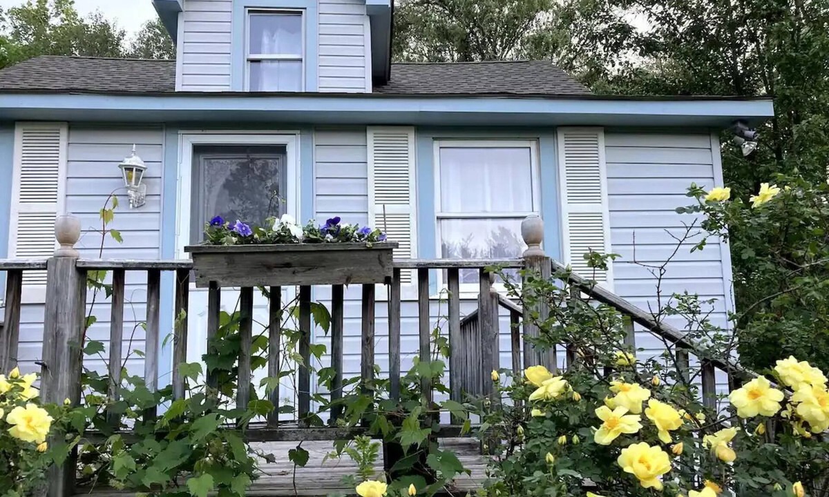 West Shokan House | Charming 3 bedroom Catskill Garden Cottage