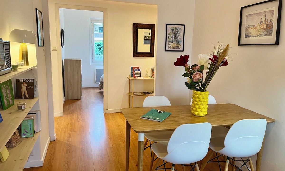 Hyeres City Centre Apartment | Charming 3 rooms of 50 m2 located in Hyères