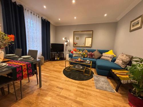 White City House | Charming 3Bd Home in West London