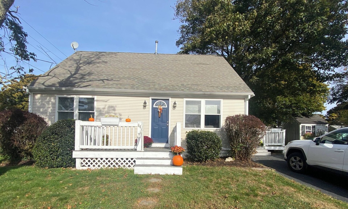 Brant Rock House | Charming 3BR/1BA home short walk to beach fully equipped for relaxing vacation
