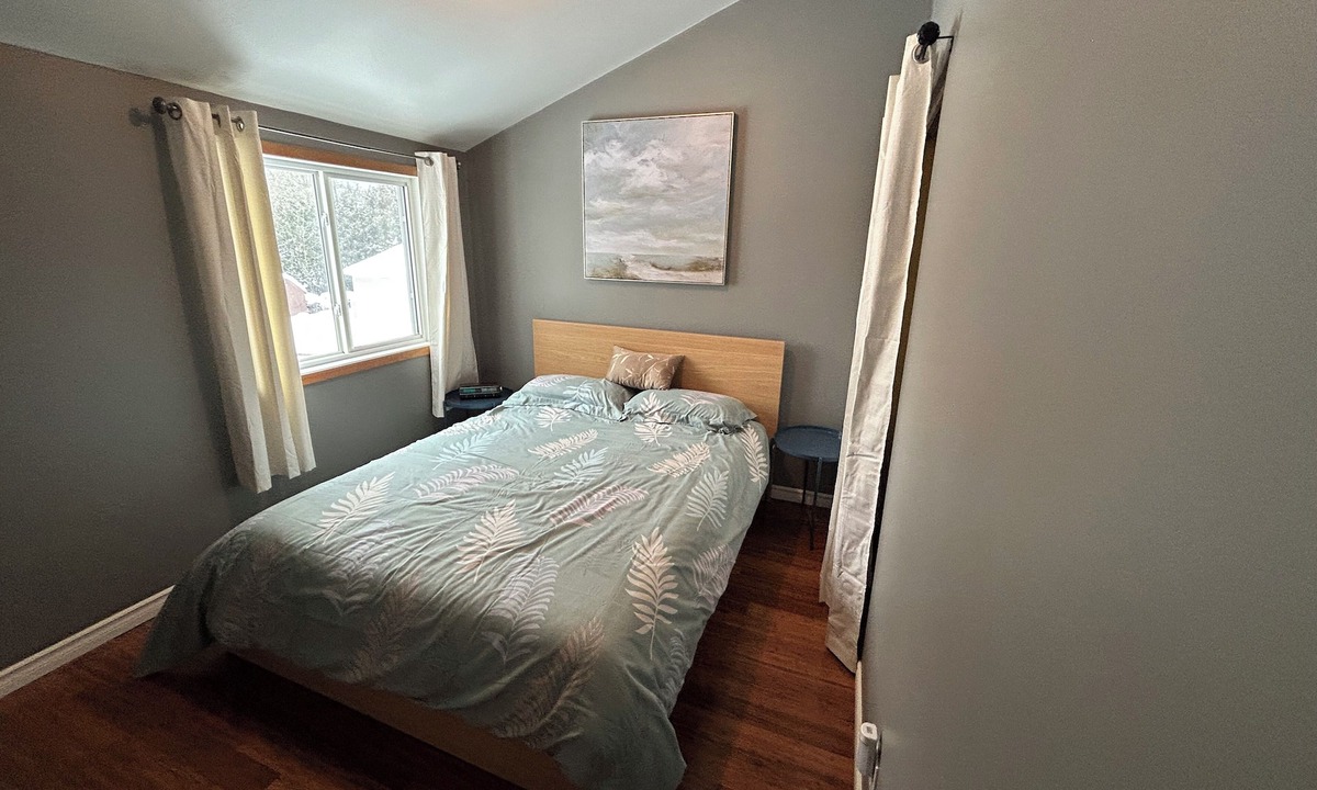 Pinawa House | Charming 4-bedroom house with WiFi and AC in beautiful Pinawa