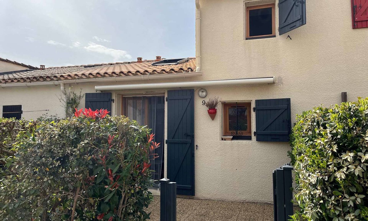 Argeles Plage House | Charming 4-Person Duplex Villa with Terrace in Argelès