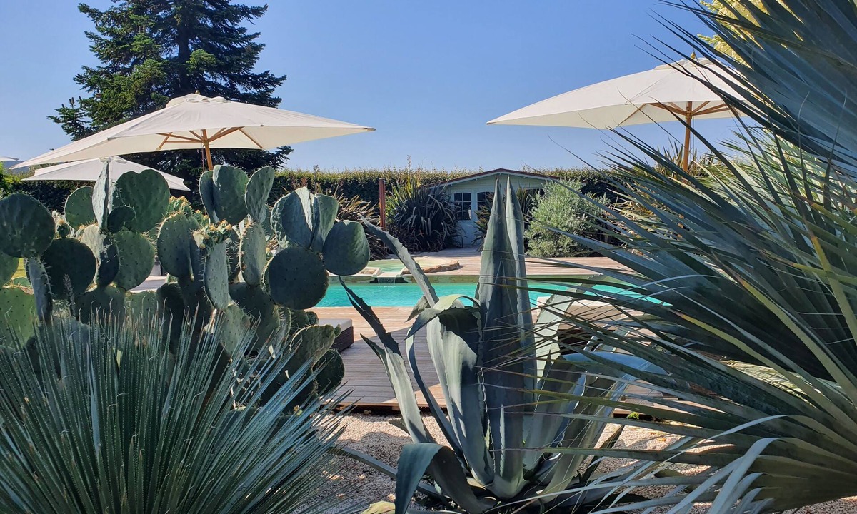 Les Mees Apartment | Charming 4-star gîte in a 1785 bastide in Haute Provence