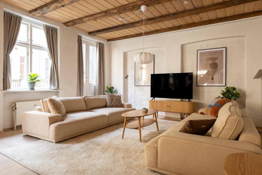 Norrebro Apartment | Charming 4BR Duplex in Nørrebro