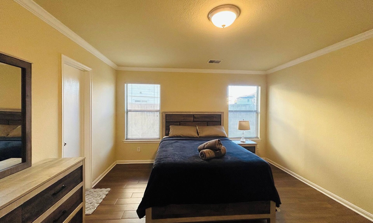 Northeast Houston House | Charming 5-bedroom house 20min to downtown