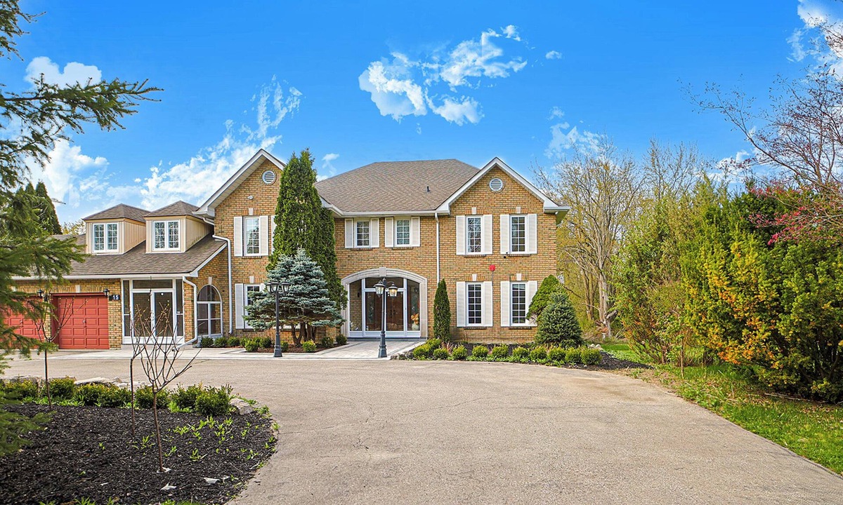 Richmond Hill House | Charming 6 bedroom Villa in Richmond Hill