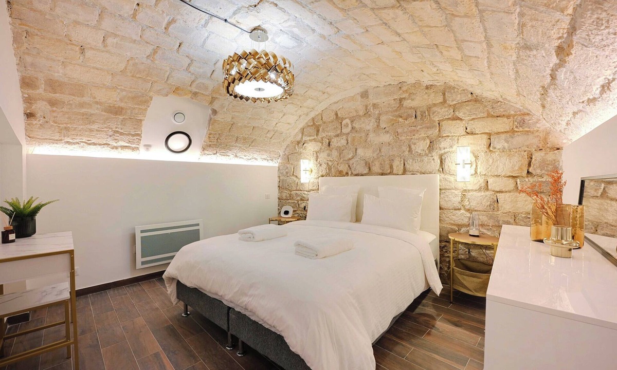 Croulebarbe Apartment | Charming a/c Apt 2br/8p - Paris 13th