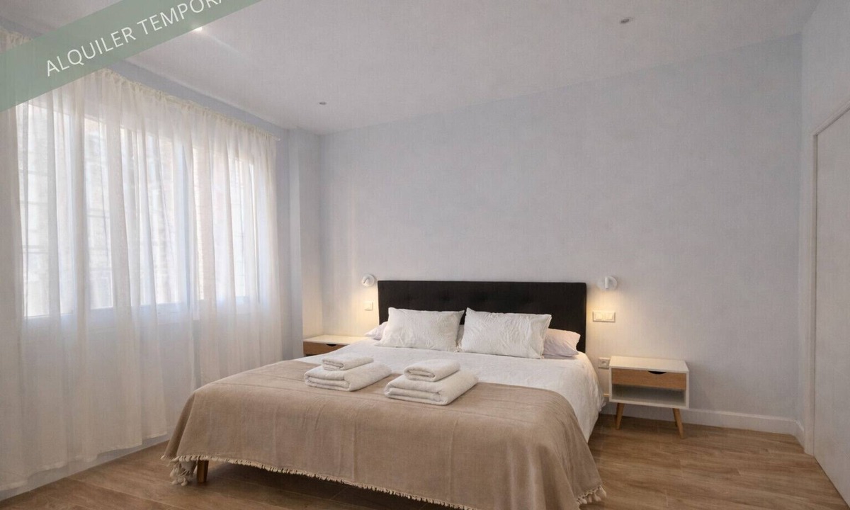 Hortaleza Apartment | Charming Accommodation near IFEMA