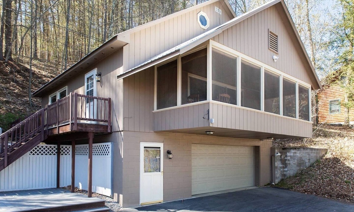 Brant Lake House | Charming Adirondack Lake Home- Private Beach