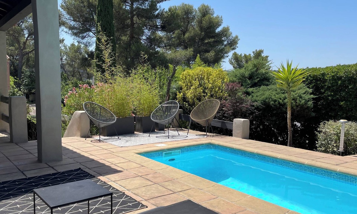 Bouc-Bel-Air House | Charming air-conditioned house for rent near Aix-en-Provence