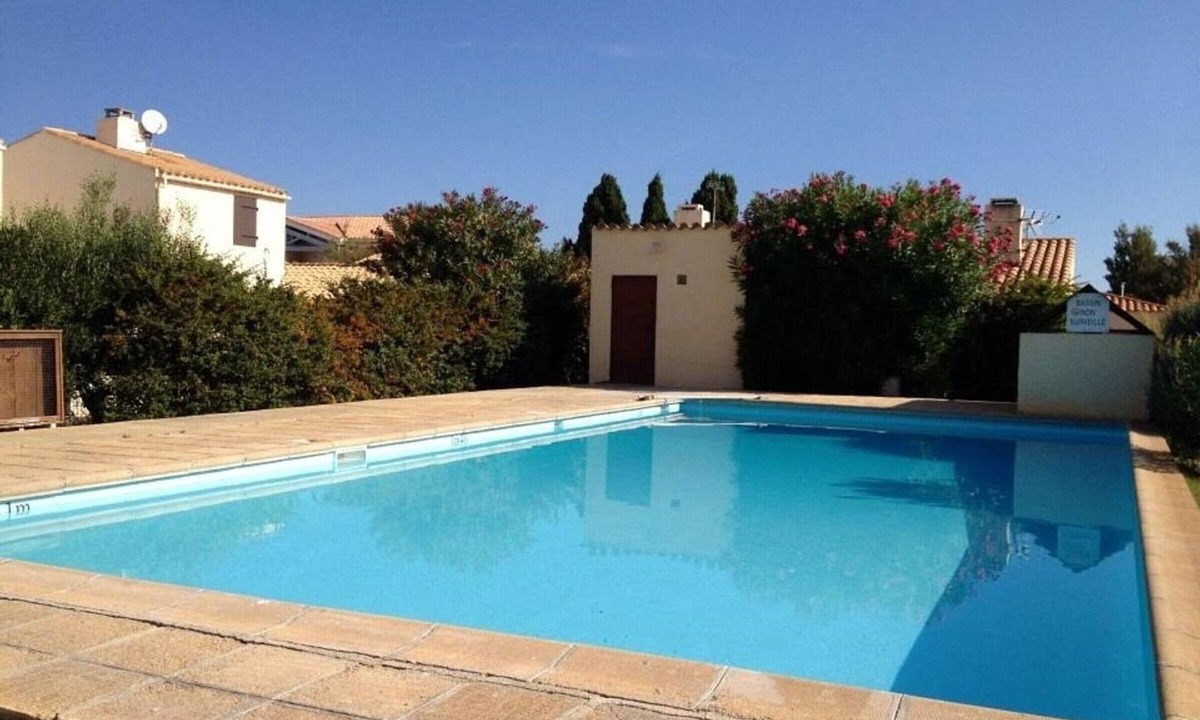 Port Leucate Villa | Charming Air-Conditioned Villa, Pool, Terrace, Near Beach, Parking, 6 People, Pet-Friendly