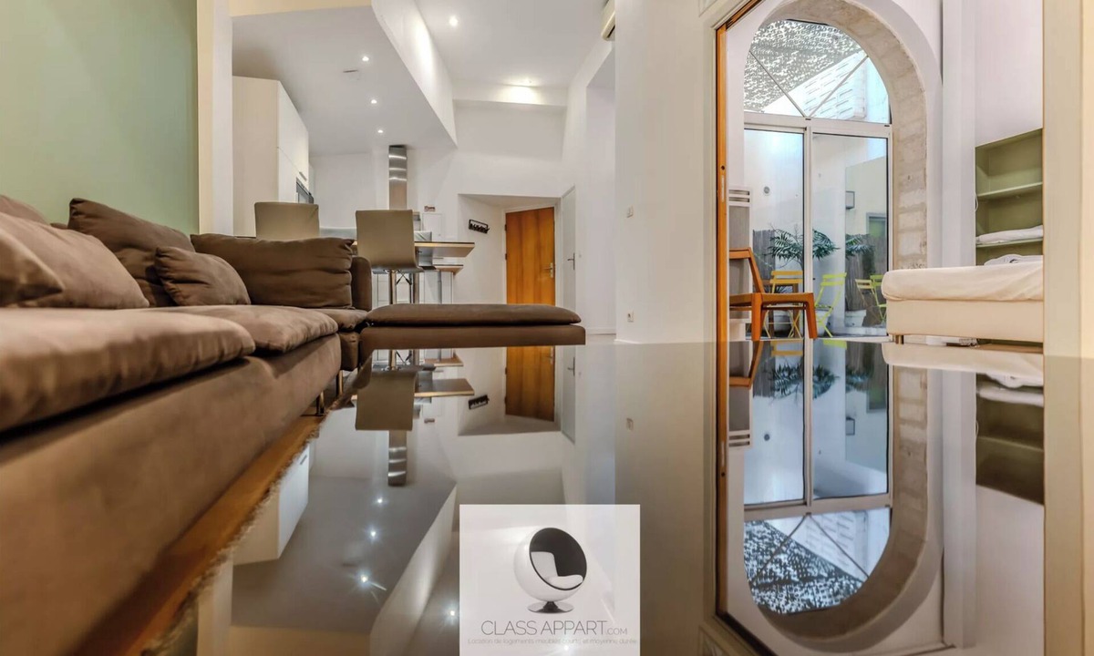 Montpellier City-Centre Apartment | Charming air-conditioned apartment, quiet location with outdoor area